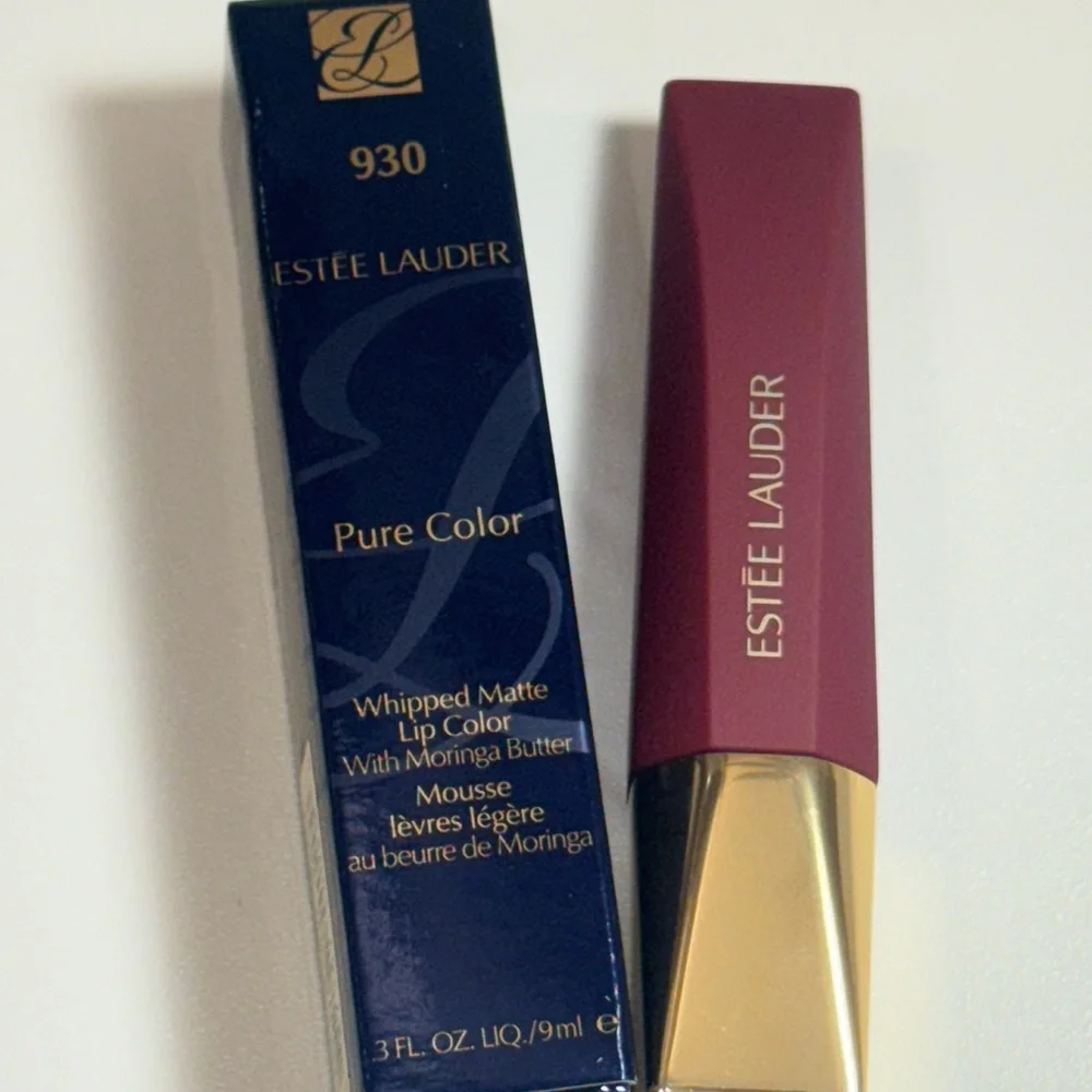Estee Lauder ~ Pure Color Whipped Matte Lip Color ~ #930 Bar Noir ~.3 oz ~NIB